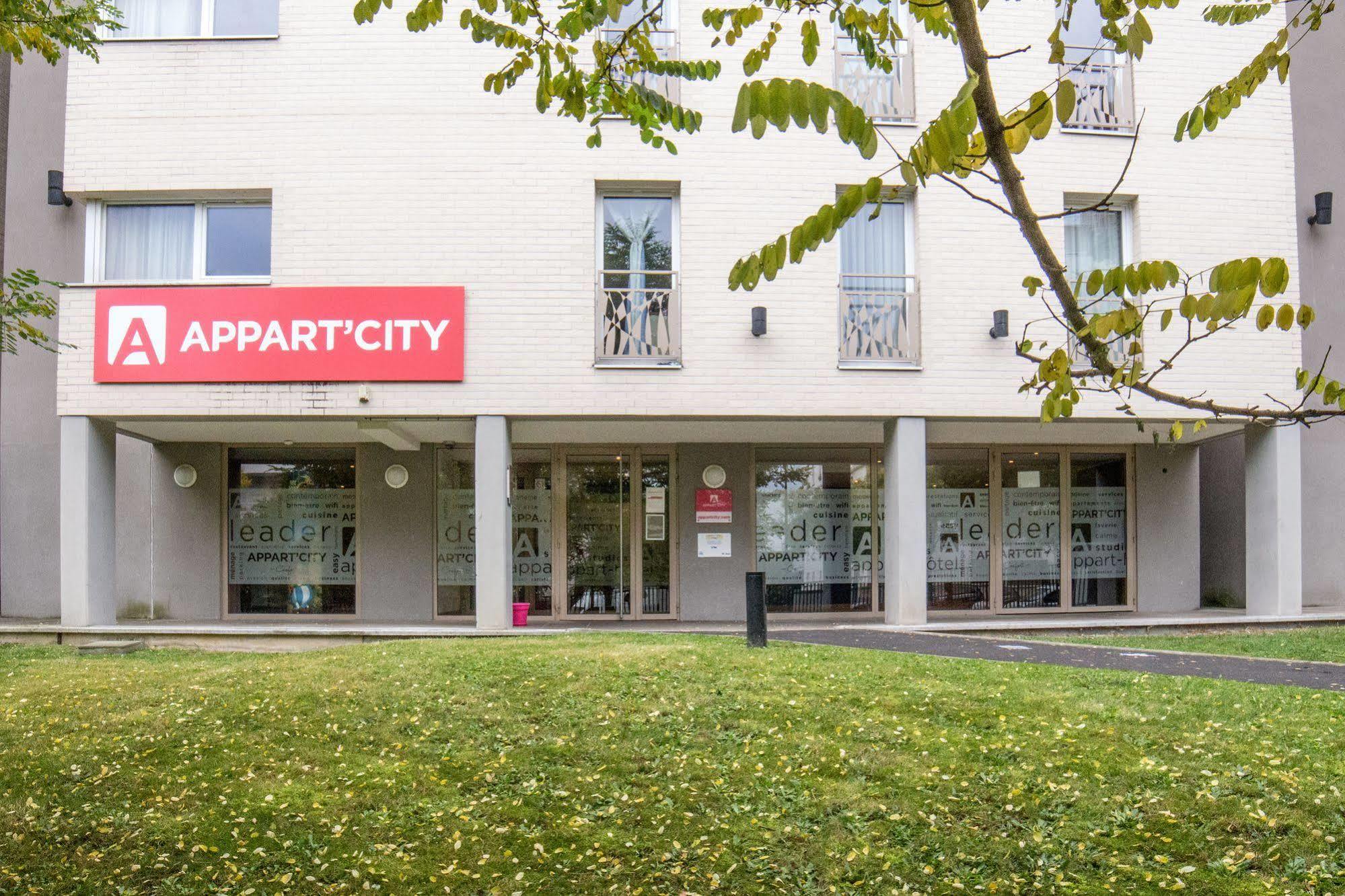 Appart'City Pontoise Cergy-Le-Haut Buitenkant foto